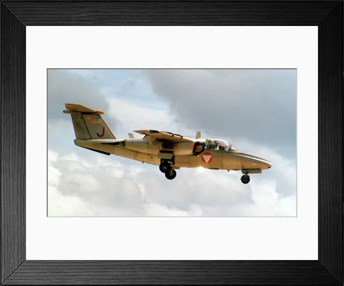Framed Print : Saab 105OE J - 1110 Framed Print : Saab 105OE J - 1110