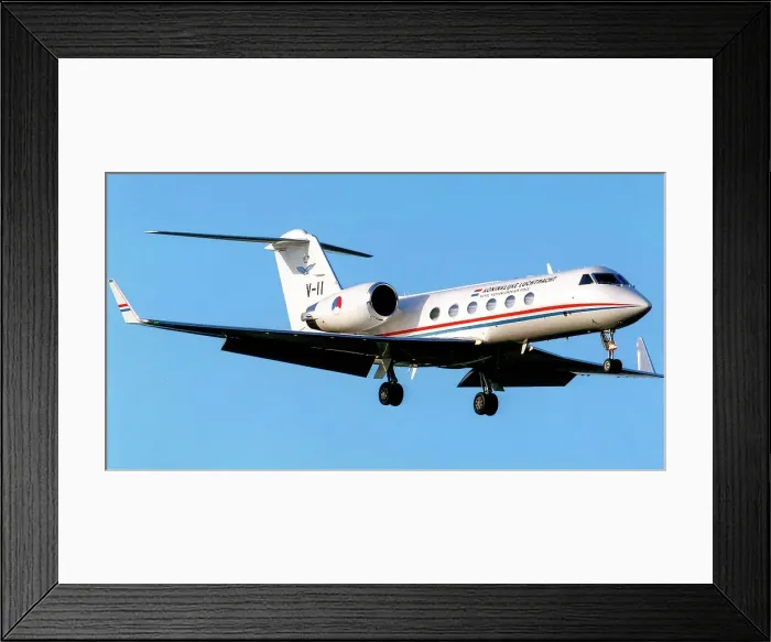 Framed Print : Gulfstream IV V-11 Framed Print : Gulfstream IV V-11