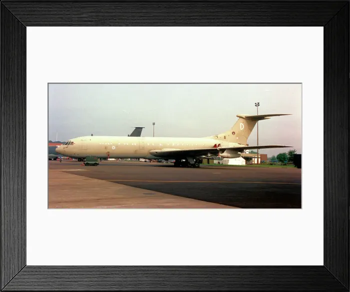 Framed Print : Vickers VC10 K. 2 ZA143 Framed Print : Vickers VC10 K. 2 ZA143