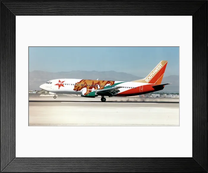 Framed Print : Boeing 737-300 N609SW California One Framed Print : Boeing 737-300 N609SW California One