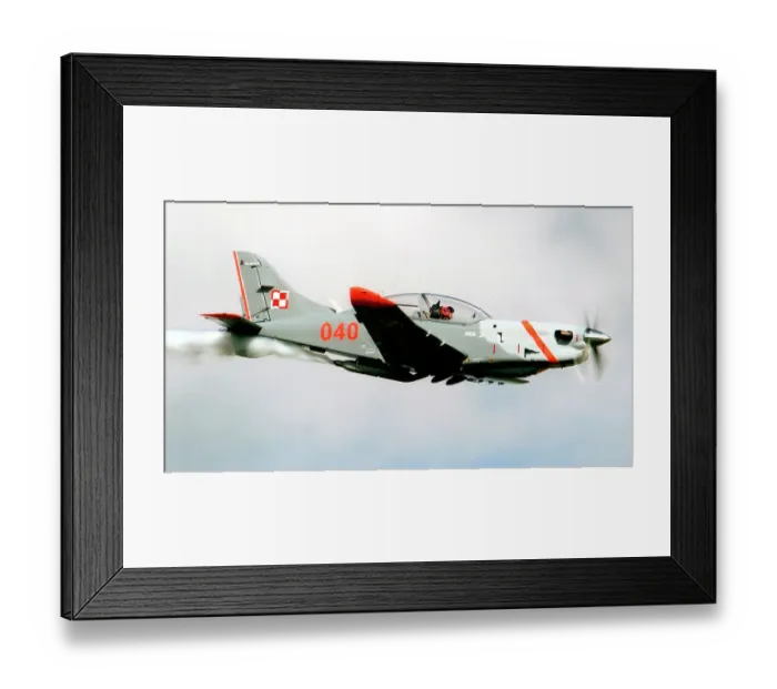 Framed Print : PZL-Okecie PZL-130TC-II Turbo Orlik 040 Framed Print : PZL-Okecie PZL-130TC-II Turbo Orlik 040