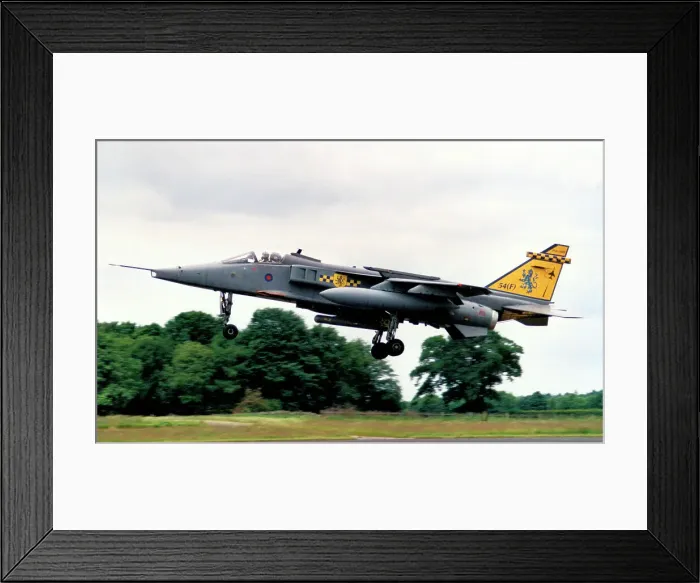 Framed Print : SEPECAT Jaguar GR. 1 Framed Print : SEPECAT Jaguar GR. 1