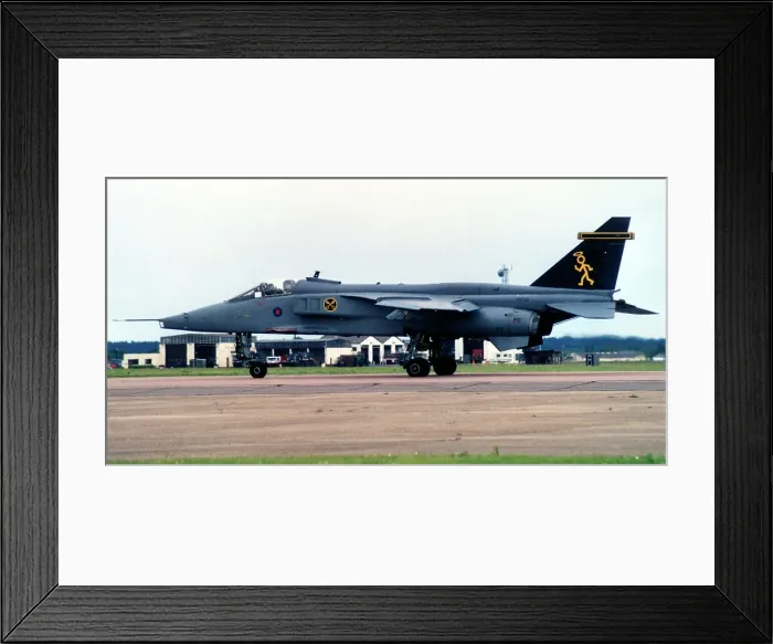 Framed Print : SEPECAT Jaguar GR. 3A XX752 Framed Print : SEPECAT Jaguar GR. 3A XX752