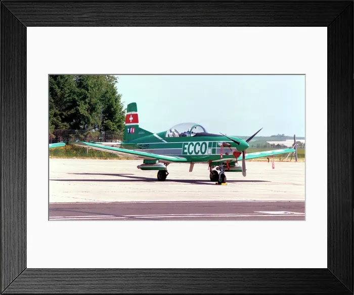 Framed Print : Pilatus PC-7 Turbo Trainer HB-HMP Framed Print : Pilatus PC-7 Turbo Trainer HB-HMP