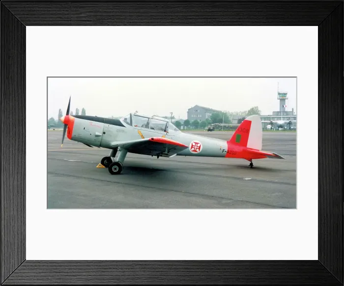 Framed Print : de Havilland DHC-1 Chipmunk F-AZGO Framed Print : de Havilland DHC-1 Chipmunk F-AZGO