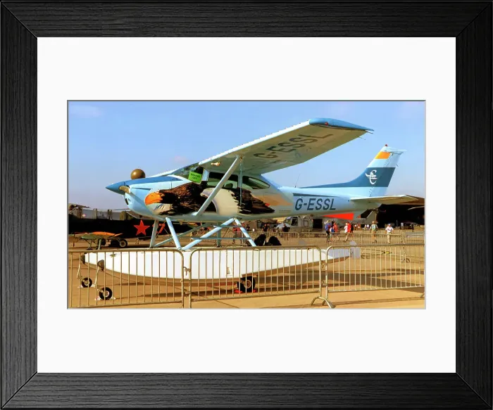 Framed Print : Cessna 182R Skylane G-ESSL Framed Print : Cessna 182R Skylane G-ESSL