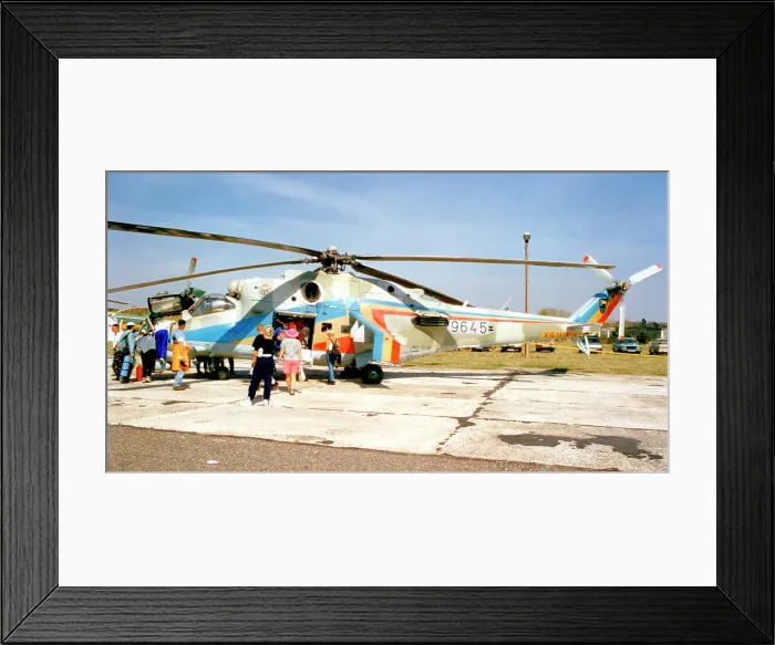 Framed Print : Mil Mi-24V 9645 Framed Print : Mil Mi-24V 9645