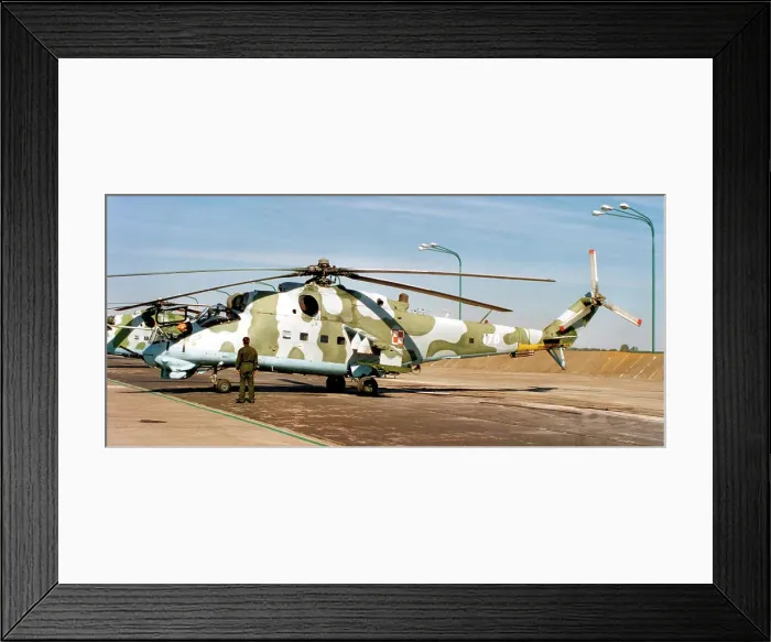 Framed Print : Mil Mi-24D 176 Framed Print : Mil Mi-24D 176