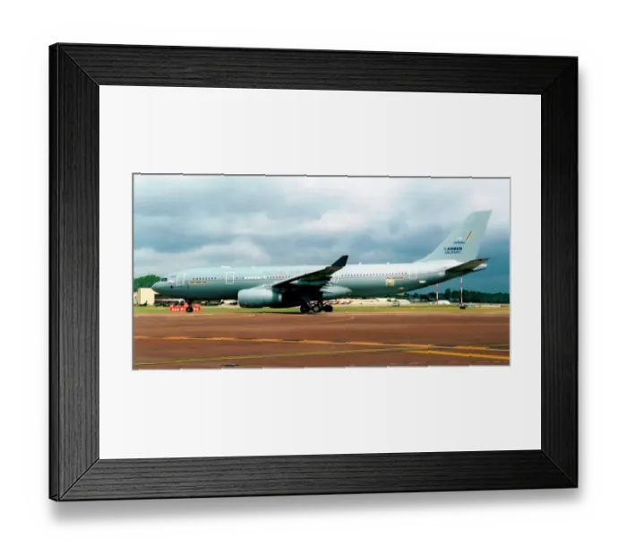 Framed Print : Airbus Voyager KC. 3 EC-135 - MRTT016 - ZZ334 Framed Print : Airbus Voyager KC. 3 EC-135 - MRTT016 - ZZ334