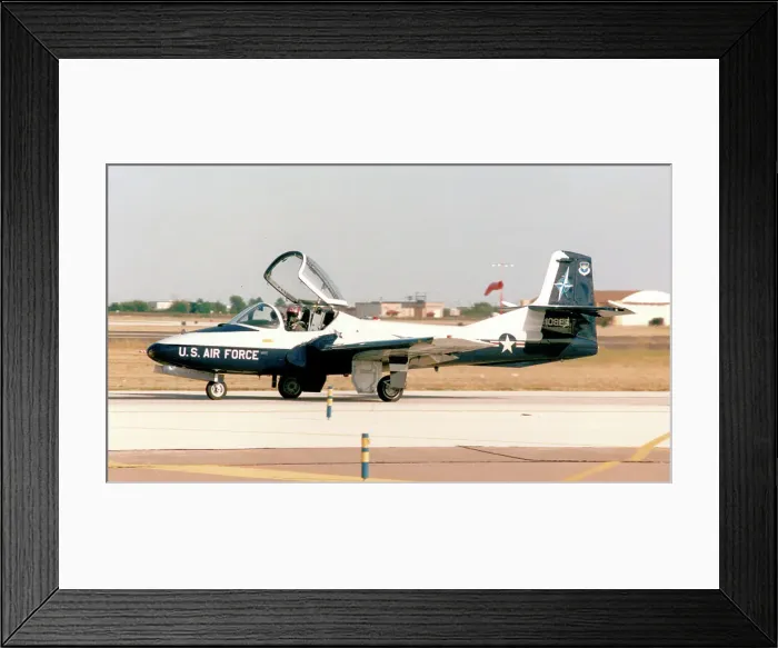 Framed Print : Cessna T-37B 65-10825 (MSN 40904) Framed Print : Cessna T-37B 65-10825 (MSN 40904)