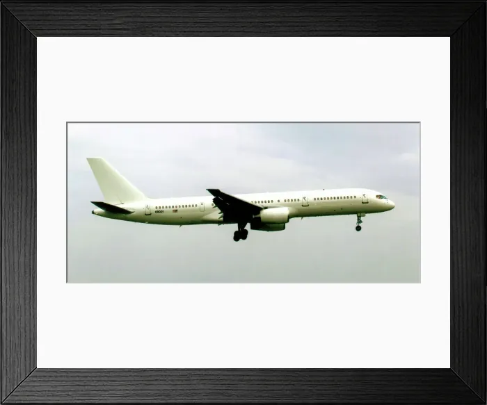 Framed Print : Boeing C-32A 09-001? Framed Print : Boeing C-32A 09-001?