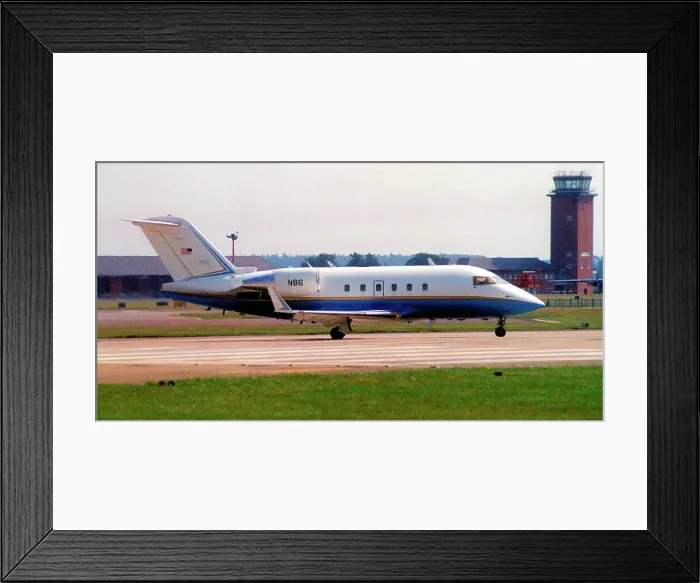 Framed Print : Canadair 601 Challenger N86 Framed Print : Canadair 601 Challenger N86