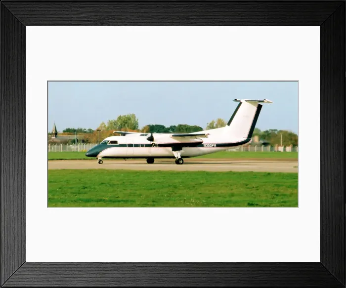 Framed Print : de Havilland Canada DHC-8Q-202 N353PH Framed Print : de Havilland Canada DHC-8Q-202 N353PH
