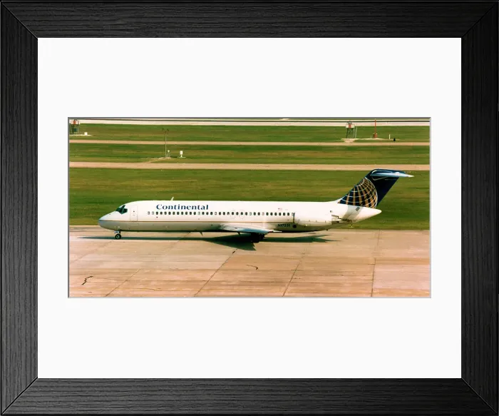 Framed Print : McDonnell Douglas DC-9 N17531 Framed Print : McDonnell Douglas DC-9 N17531