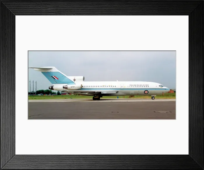 Framed Print : Boeing 727 NZ7271 Framed Print : Boeing 727 NZ7271