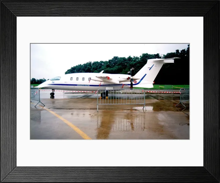 Framed Print : Piaggio P-180AM Avanti MM62160 - 54 Framed Print : Piaggio P-180AM Avanti MM62160 - 54
