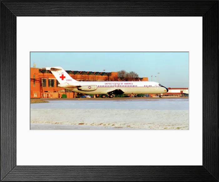 Framed Print : McDonnell Douglas C-9A Nightingale 71-0880 Framed Print : McDonnell Douglas C-9A Nightingale 71-0880