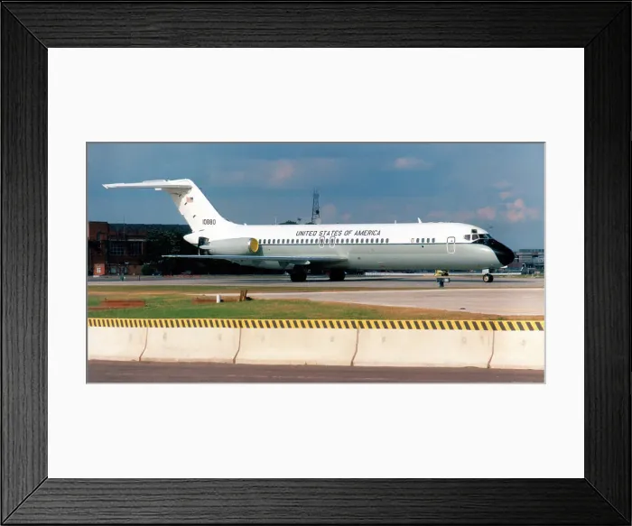 Framed Print : McDonnell Douglas C-9A Nightingale 71-0880 Framed Print : McDonnell Douglas C-9A Nightingale 71-0880
