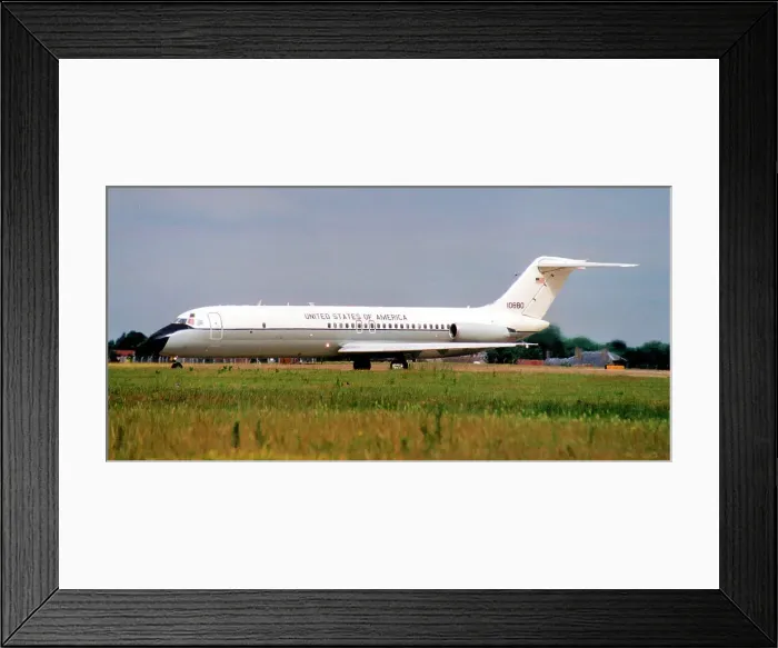 Framed Print : McDonnell Douglas C-9A Nightingale 68-10880 Framed Print : McDonnell Douglas C-9A Nightingale 68-10880