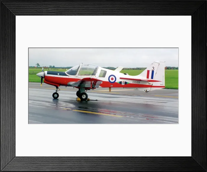 Framed Print : Scottish Aviation Bulldog T. 1 XX689 - 3 Framed Print : Scottish Aviation Bulldog T. 1 XX689 - 3