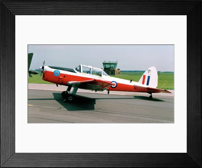 Framed Print : de Havilland DHC-1 Chipmunk T. 10 WB550 Framed Print : de Havilland DHC-1 Chipmunk T. 10 WB550