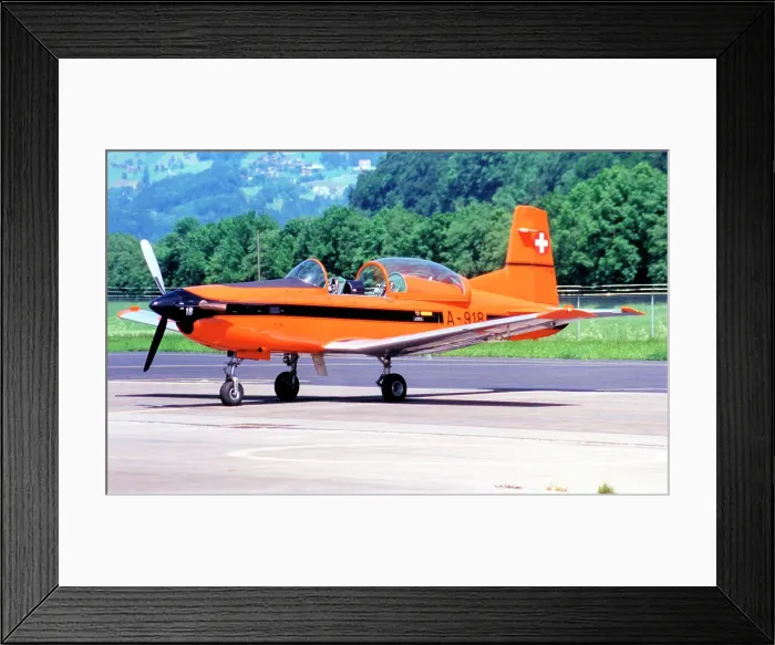 Framed Print : Pilatus PC-7 Turbo Trainer A-918 Framed Print : Pilatus PC-7 Turbo Trainer A-918