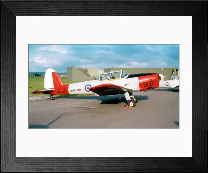 Framed Print : de Havilland Canada DHC. 1 Chipmunk T. 10 WB575 - 907 Framed Print : de Havilland Canada DHC. 1 Chipmunk T. 10 WB575 - 907