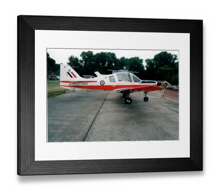 Framed Print : Scottish Aviation Bulldog T. 1 XX686 / 4 Framed Print : Scottish Aviation Bulldog T. 1 XX686 / 4