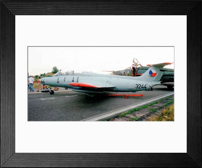 Framed Print : Aero L-29 Delfin 3244 Framed Print : Aero L-29 Delfin 3244