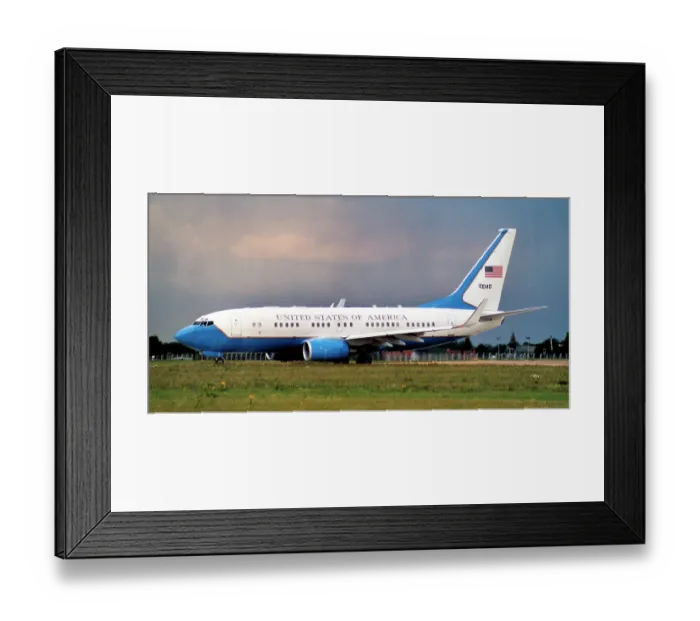Framed Print : Boeing C-40B 01-0040