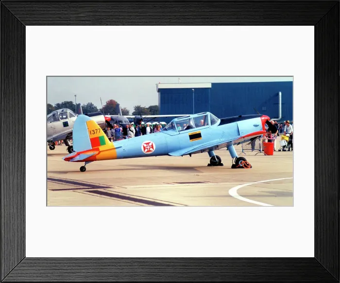 Framed Print : de Havilland DHC-1 Chipmunk T. 10 G-BARS Framed Print : de Havilland DHC-1 Chipmunk T. 10 G-BARS