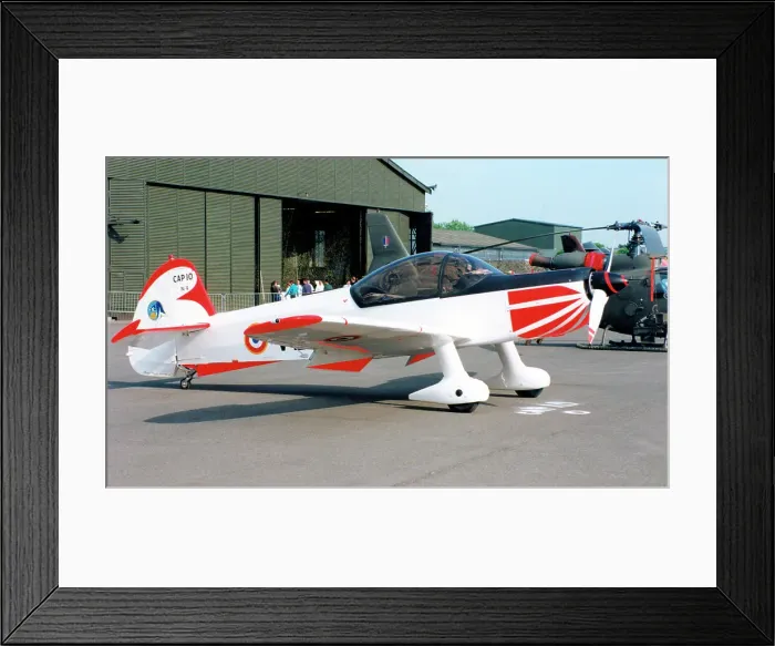 Framed Print : CAP 10B 4 / VD Framed Print : CAP 10B 4 / VD