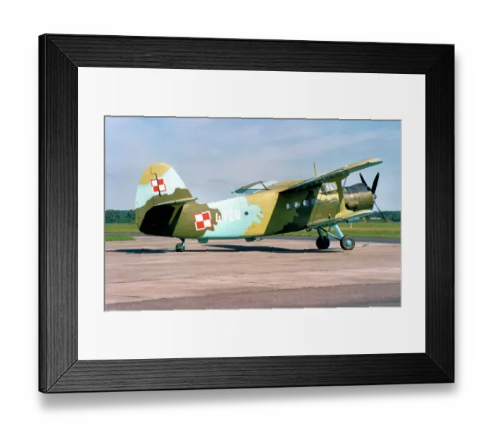 Framed Print : Antonov An-2T 4720 Framed Print : Antonov An-2T 4720