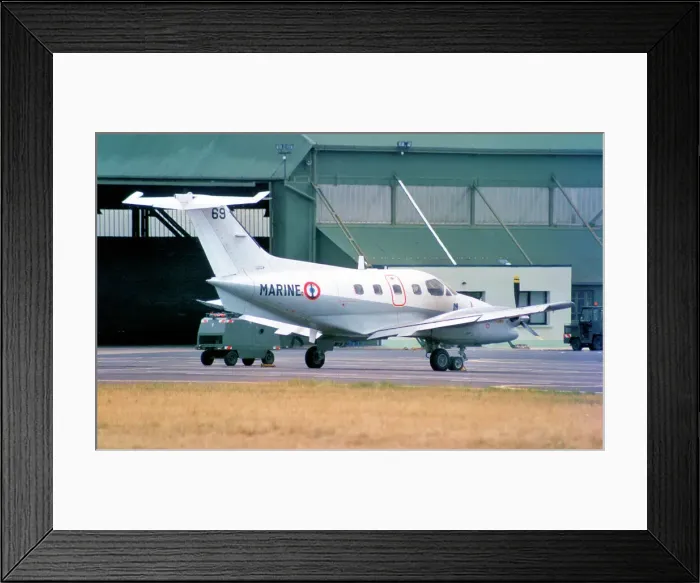 Framed Print : Embraer EMB-121 Xingu 69 Framed Print : Embraer EMB-121 Xingu 69