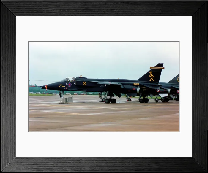 Framed Print : SEPECAT Jaguar GR. 3 XX116 Framed Print : SEPECAT Jaguar GR. 3 XX116