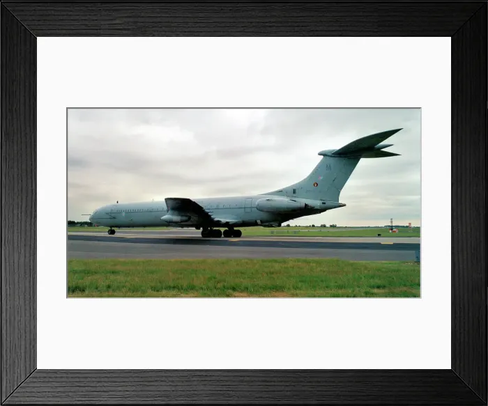 Framed Print : Vickers VC10 K. 4 ZD240 - M Framed Print : Vickers VC10 K. 4 ZD240 - M