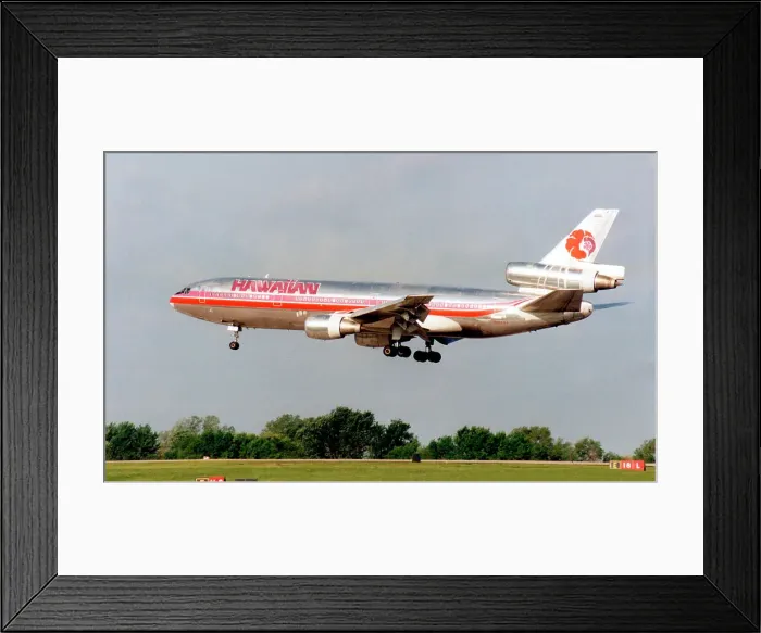 Framed Print : McDonnell Douglas DC-10-10 N125AA Framed Print : McDonnell Douglas DC-10-10 N125AA