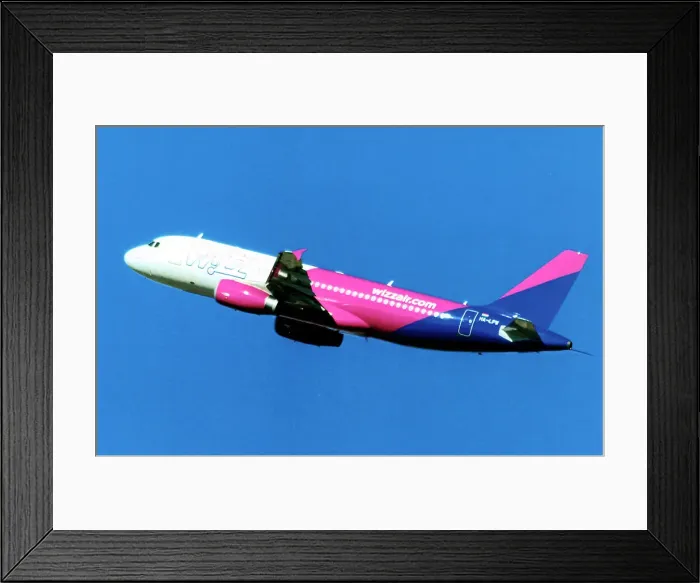 Framed Print : Airbus A320-232 HA-LPW Framed Print : Airbus A320-232 HA-LPW