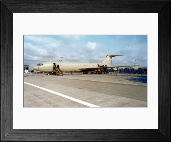Framed Print : Vickers VC10 K. 4 ZD241 - N Framed Print : Vickers VC10 K. 4 ZD241 - N