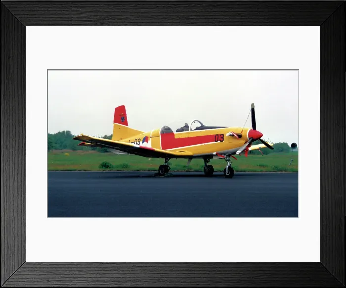 Framed Print : Pilatus PC-7 Turbo Trainer L-03 Framed Print : Pilatus PC-7 Turbo Trainer L-03