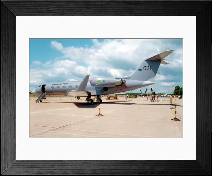 Framed Print : Gulfstream Tp102A 102001 - 021 Framed Print : Gulfstream Tp102A 102001 - 021