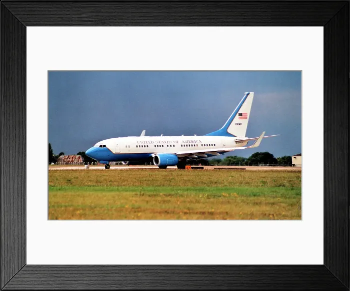 Framed Print : Boeing C-40B 01-0040 Framed Print : Boeing C-40B 01-0040