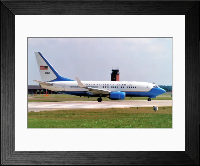 Framed Print : Boeing C-40B 01-0040 Framed Print : Boeing C-40B 01-0040