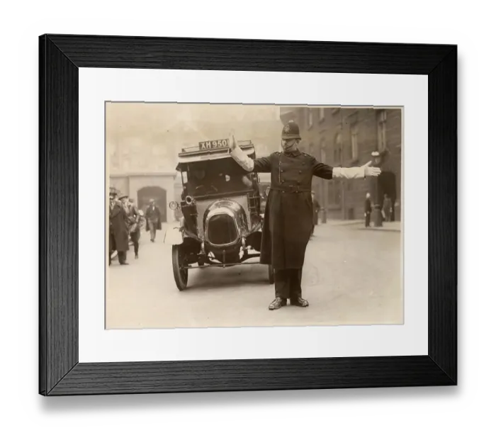 Framed Print : Traffic Policeman directing the traffic at Parliament Street, London. Date: circa 1930 Framed Print : Traffic Policeman directing the traffic at Parliament Street, London. Date: circa 1930