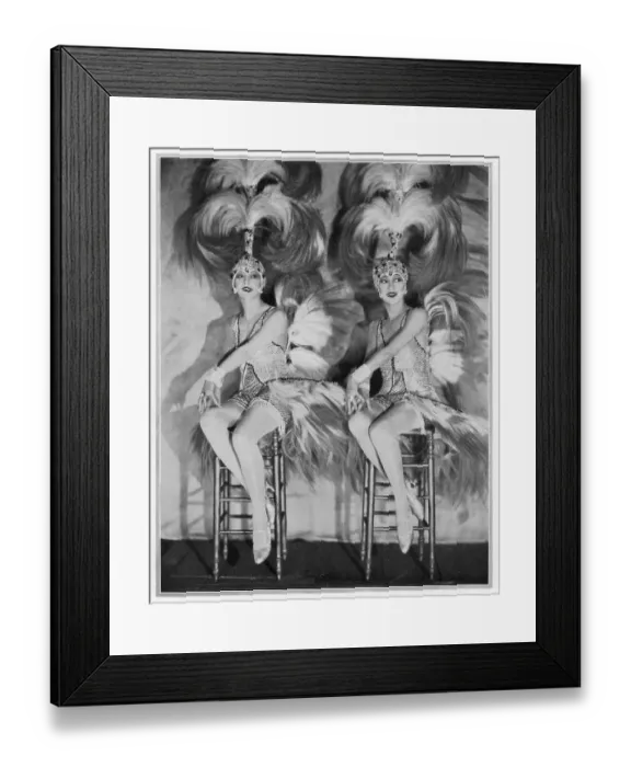 Framed Print : Showgirls Die Dame Entertainment Entertainers Framed Print : Showgirls Die Dame Entertainment Entertainers