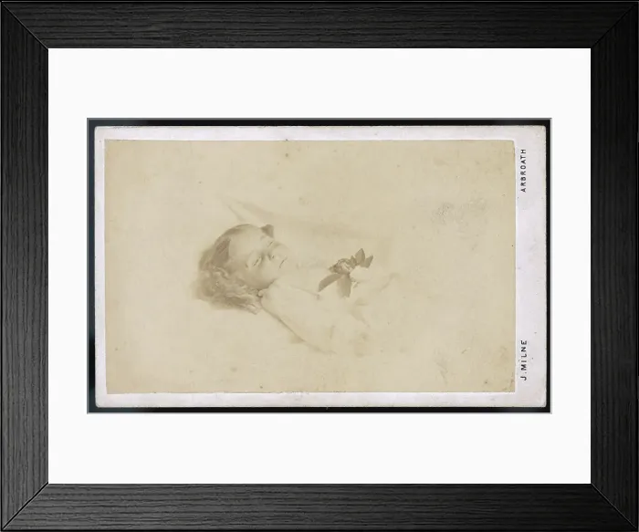 Framed Print : PHOTO OF DEAD 3 YR OLD