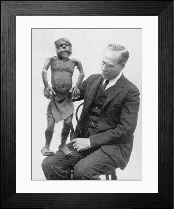 Framed Print : SHURNKEN BODY / ECUADOR Framed Print : SHURNKEN BODY / ECUADOR