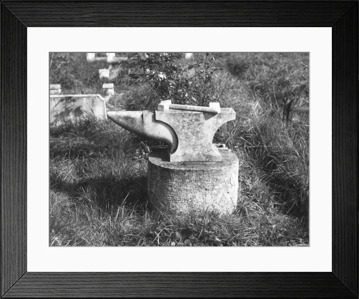 Framed Print : ANVIL TOMBSTONE Framed Print : ANVIL TOMBSTONE