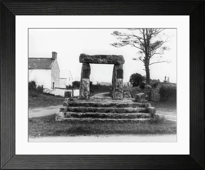 Framed Print : STONEHENGE MEMORIAL Framed Print : STONEHENGE MEMORIAL