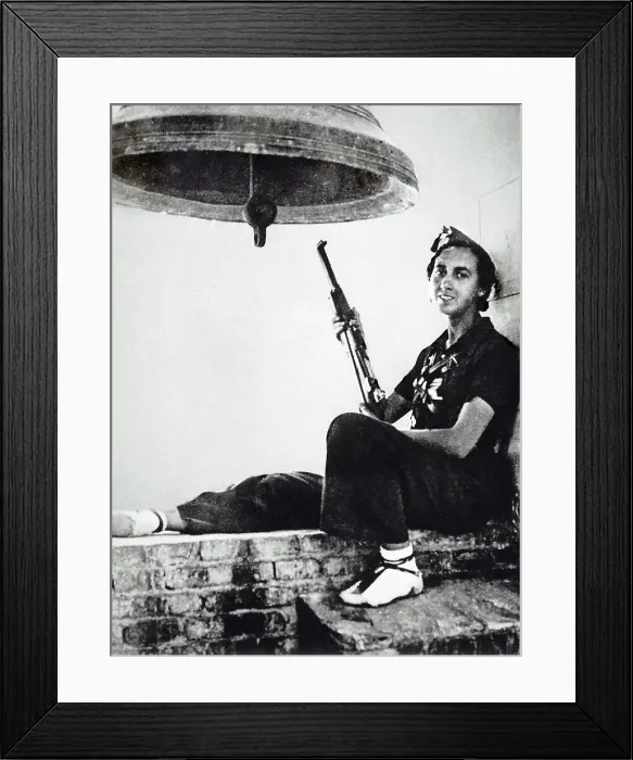 Framed Print : Spain. Civil War (1936-1939). Republican woman member of the militia. Photography Framed Print : Spain. Civil War (1936-1939). Republican woman member of the militia. Photography